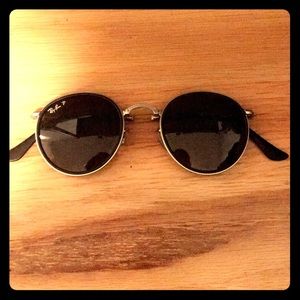 Ray Ban polarized foldable rounds sunglasses